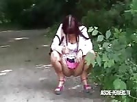Horny Bitch Suck Dick And Get Doggy In Public